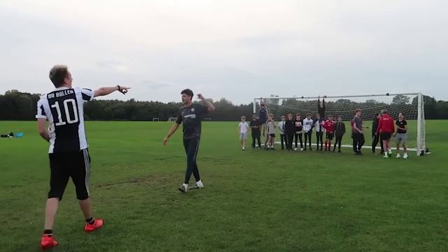 FOOTBALL VS FANS смотреть онлайн