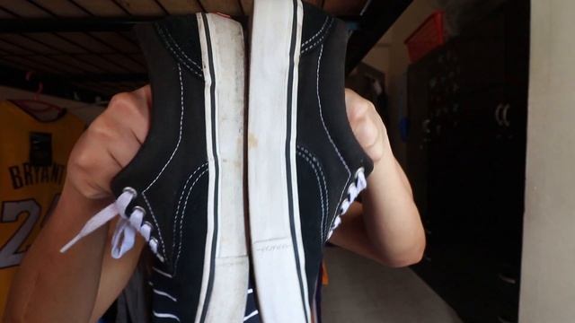 How to clean sneakers using shucare sneaker cleaner смотреть онлайн
