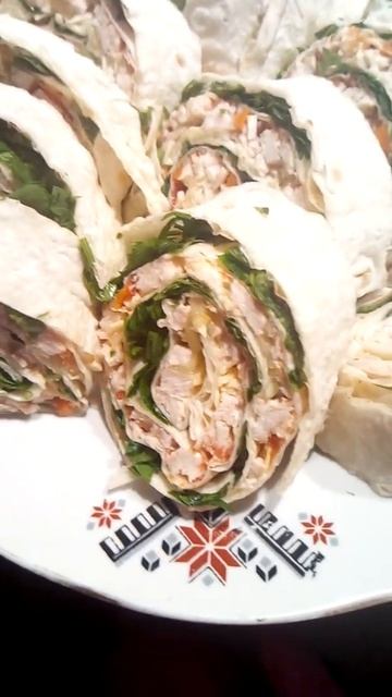 Рулетики из лаваша Ставьте лайки и подписывайтесь на мой канал