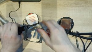 крепление винтов к пластине