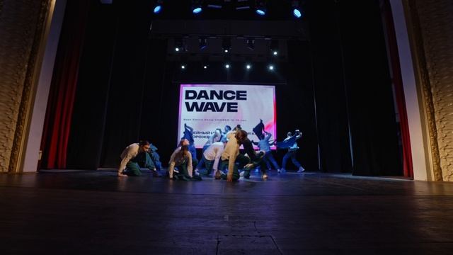 Best Dance Show CHOREO 12-15 лет 1 Семейный центр Золотая кошка - Запорожец crew — Время-океан смотреть онлайн