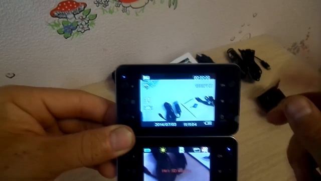 Видеорегистраторы обзор,сравнение двух "одинаковых регистраторов" смотреть онлайн