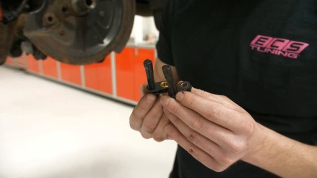 MK5/6 GTI Rear Wheel Bearing Replacement | ECS DIY смотреть онлайн