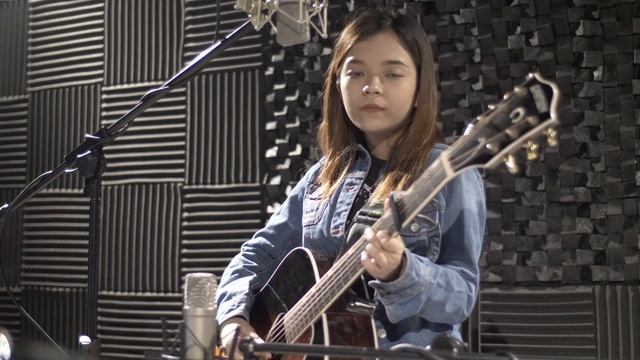 Moon River - Andy Williams (acoustic Live Cover By Aone)