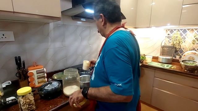 Что за жизнь! Муж выгоняет. На обед листья и стебли тыквы😢. Подводная тонель Мумбаи в действии.