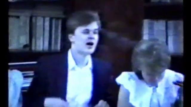 Прыжок в прошлое.11-В(Житомир.19-школа.(16.06.1990) смотреть онлайн