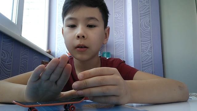 как научиться делать лёгкие трюки на фингерборде смотреть онлайн