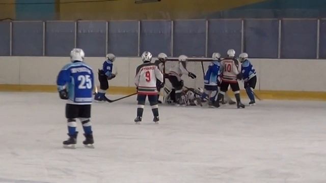 Первенство С.-Пб. 2004 г.р. / ХК Легион - ХК Мурманск - 6-4 / забитые шайбы смотреть онлайн
