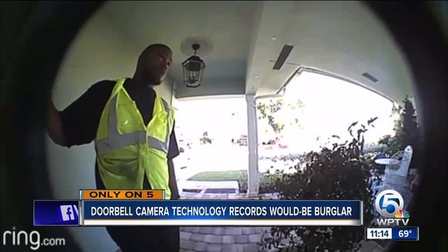 Doorbell camera records would-be burglar before break-in смотреть онлайн