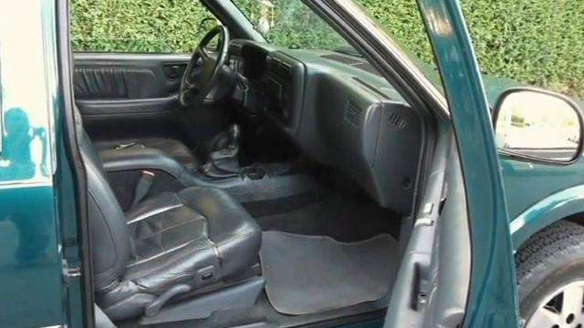 1997 GMC JIMMY SL 4X4 AUTOMATIC LOCAL BC CAR WITH NO ACCIDENT (NEW WESTMINSTER, British Columbia) смотреть онлайн