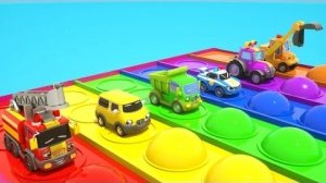 Колеса автобуса + песня - Школьный автобус и большие футбольные мячи. Детские стишки