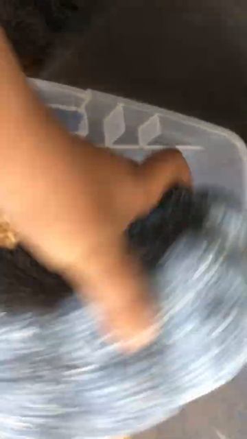 What little Hamster 🐹 hides in cave смотреть онлайн