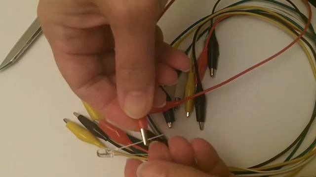 Alligator clip смотреть онлайн