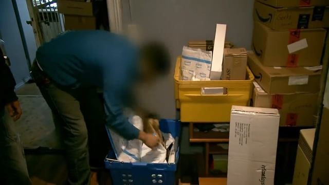 RAZZIA GEGEN SOZIALDUMPING : Polizei hat immer öfter Paketzusteller im Visier смотреть онлайн
