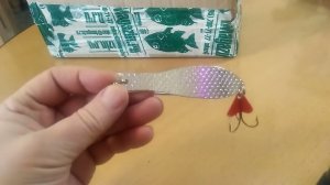 Распаковка посылки с блесной Viva Twin двойная 5218