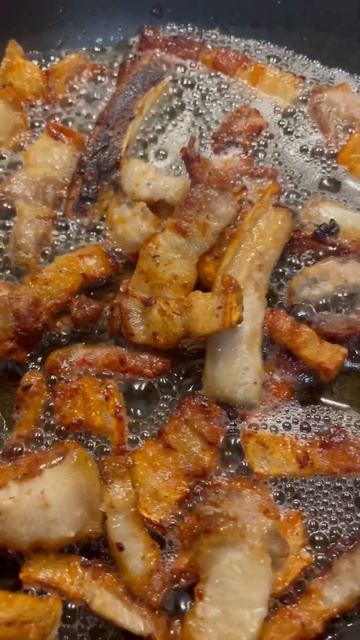 Свиные шкварки☺️дополнение к карнивор-блюдам 😋😋 смотреть онлайн
