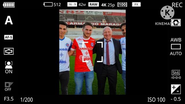 Confirmed ✅ Mac Allister, his father and Agent arriving in England to complete final deal at Liverp смотреть онлайн