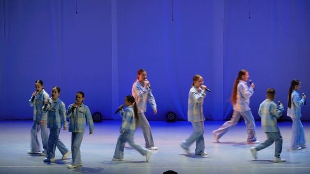 Небо под тобой - Радуга голосов (10-12 лет)