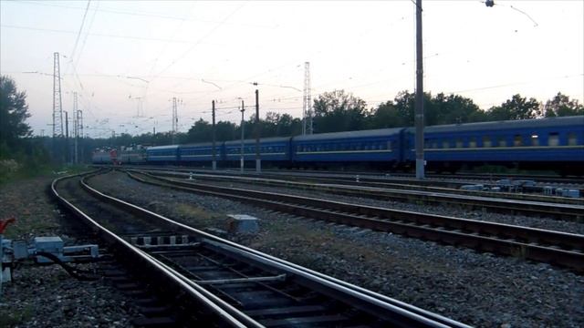 ЧС7-ХХХ с поездом №073Я на ст. Стальной Конь смотреть онлайн