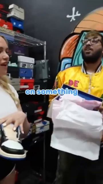 Mia Malkova Spent $100,000 on This…. смотреть онлайн