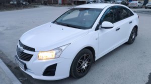 Шевроле Круз 2013 года