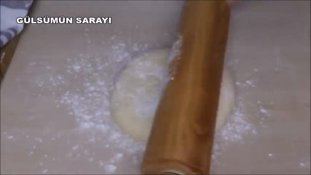 İSTER KAHVALTIYA İSTER ÇAY SAATİNE BU ÇITIR BÖREĞİ YAP ÖVGÜLERİ KAP / BÖREK TARİFİ / KATMER POĞAÇA смотреть онлайн