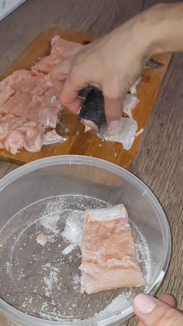 Красная РЫБА🐟 сухим посолом.Просто и быстро #shorts