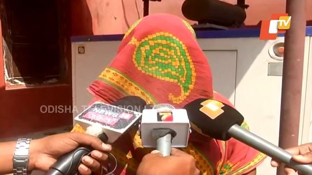 Little girl raped by youth in Odisha village, mother seeks justice смотреть онлайн