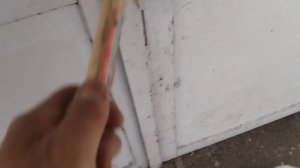 Как вскрыть навесной замок без инструментов, одним маленьким молоточком.