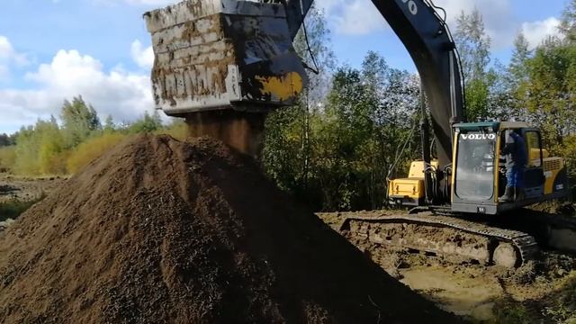 Просеивание грунта ковшом Viper 3-1700