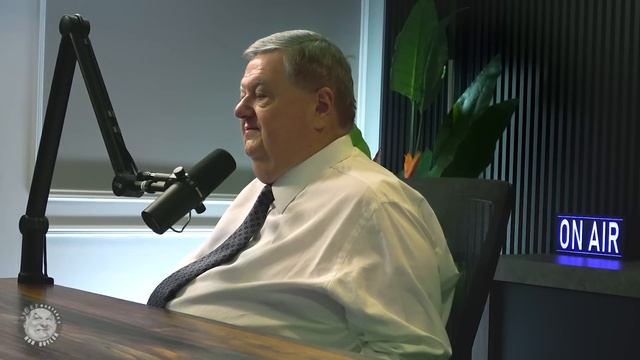 Bank of Canada Rate & Should You Lose Your Job To Help Inflation | Take One For The Team | EP. 5 смотреть онлайн