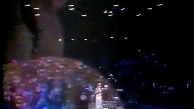 Oubao Moin [Canto De Alabanza] Cantado Por Lucecita Benítez, 1987