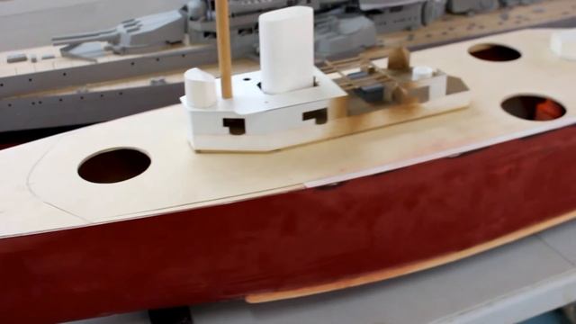 HMS Dreadnought and HMS Invincible 1/96 built by Nick Brown - Deans Marine open day 2017 смотреть онлайн