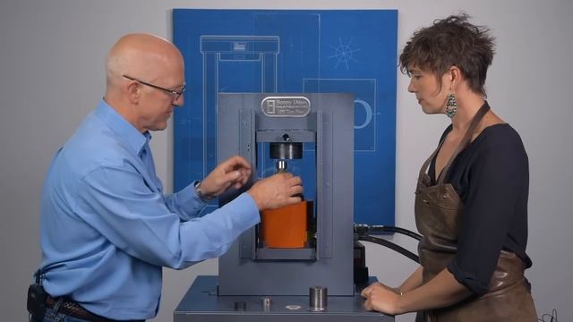 Bonny Doon 100 Ton Hydraulic Press Overview смотреть онлайн