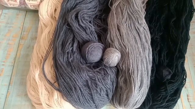 Моя 3D накидка на диван,наконец-то она готова. Ну и конечно небольшие покупки пряжи.#вязаниекакхобб смотреть онлайн