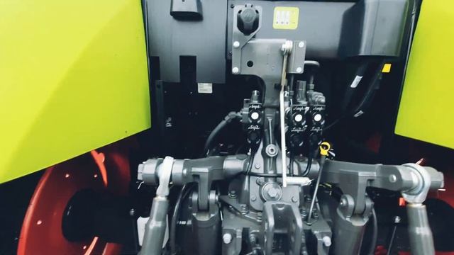 Дивлюся ТРАКТОРА,НОВОГО❗Око бачить,а зуб не бере🙈🤣 смотреть онлайн