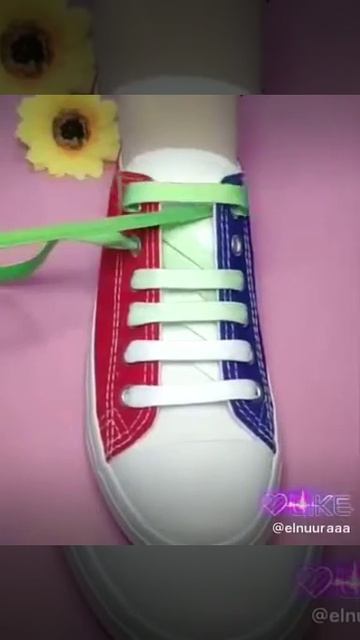 Як зав'язувати можна шнурки.