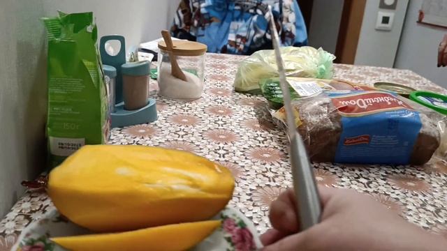 Манго шманго нас угостили вкусняшкой смотреть онлайн