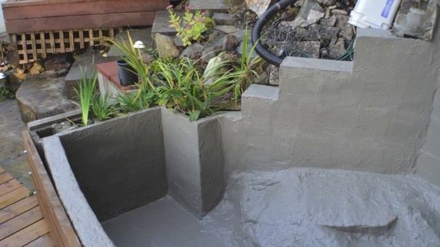 Sealing Pond with Thoroseal and Acryl-60 смотреть онлайн