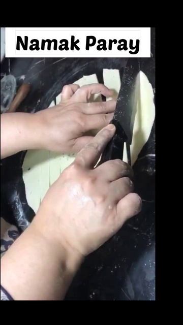 Khasta & Easy Namak Paray Recipe #shorts #trendingshorts #viralshorts #namakpararecipe #recipe #10k