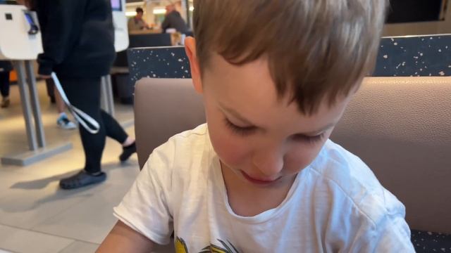 СЕМЕЙНЫЙ ВЛОГ.НАС 6000!ВИДЕО НАБРАЛО 2.000.000 ПРОСМОТРОВ