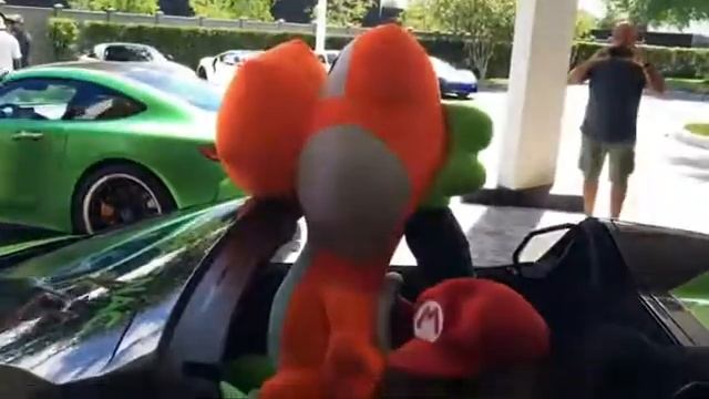 Lamborghini Huracan Performante Spyder смотреть онлайн