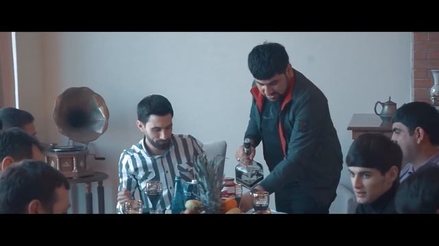 İlkin Çerkezoğlu - Yaxsilarin Sagligina смотреть онлайн