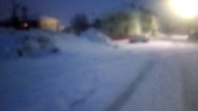 А снег кружится и не тает смотреть онлайн