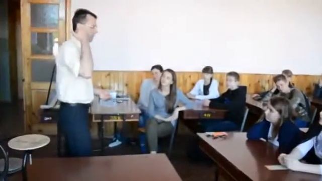 Екскурсія школярів ФІМЛІ смотреть онлайн
