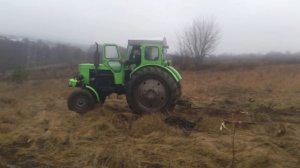 Трактор Т 40 Корчует  огород/Tractor T 40