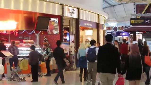 Suvarnabhumi International Airport 10 - Bangkok Thailand смотреть онлайн