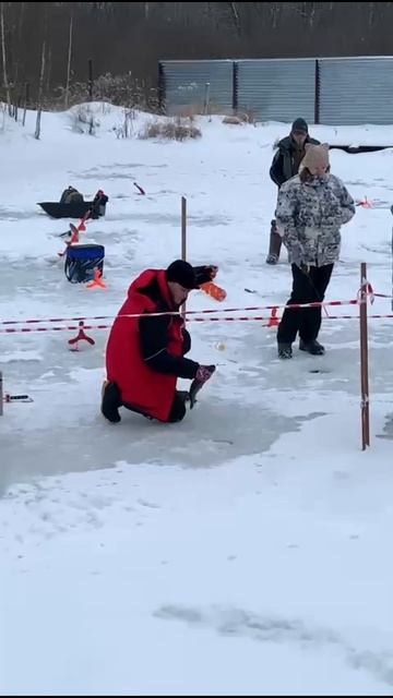 ЛОВИМ ФОРЕЛЬ! Никто не остался без РЫБЫ! Хорошие поклёвки на ПОСТАВУШКУ!KING FISH! #shorts #fishing смотреть онлайн