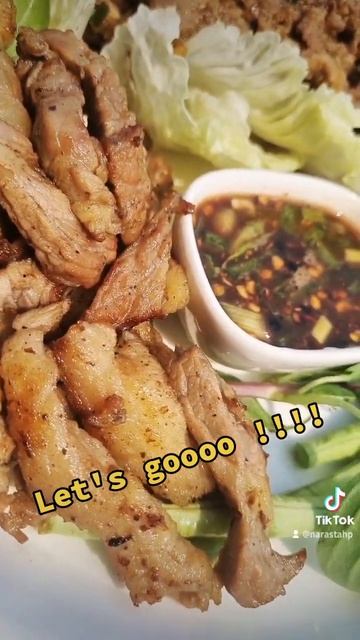 Spicy minced beef salad & Roast beef ( Esan Style ) #food #thaifood #อีสาน смотреть онлайн