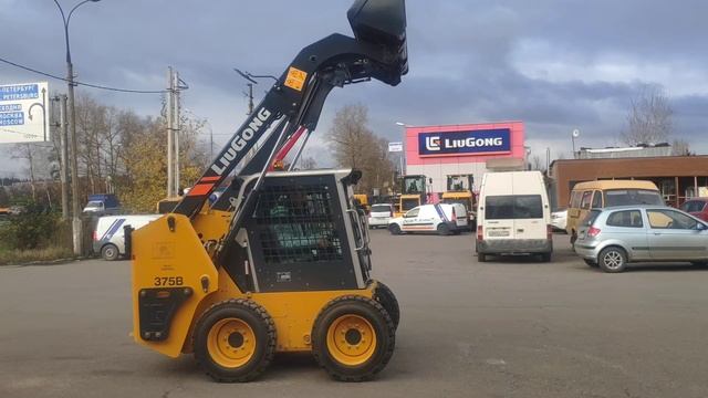 Мини-погрузчик LiuGong CLG375B видео ковша смотреть онлайн